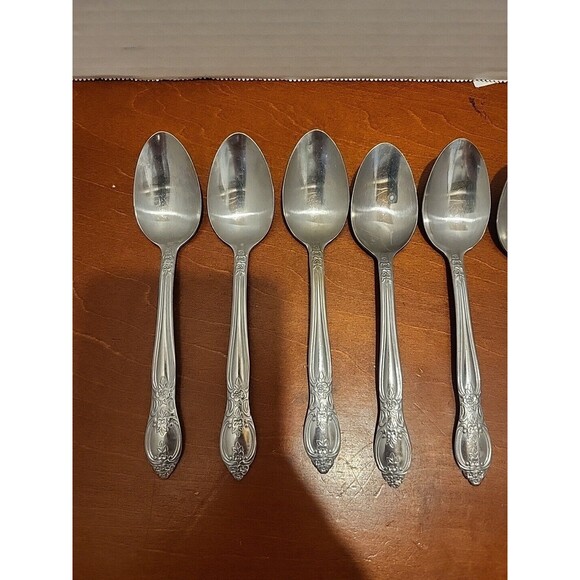 Hanford Forge Double Rose Stainless Flatware Teaspoons 5.5" - Set of 7 - Picture 2 of 5
